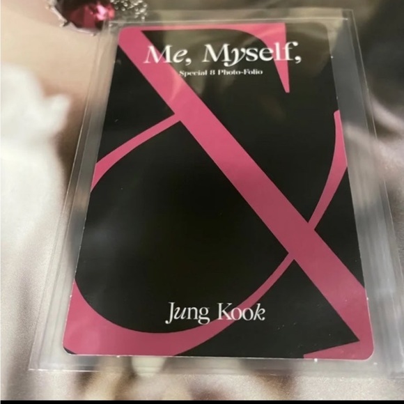 BTS Jungkook Special 8 Photo-Folio book with non random pc - Picture 5 of 5